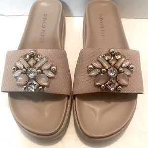 DONALD J. PLINER
LIAMS WOMENS SLIP ON OPEN TOE SLIDE SANDALS